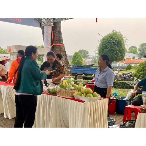 Khám phá các gian hàng đầy sáng tạo tại ngày Hội